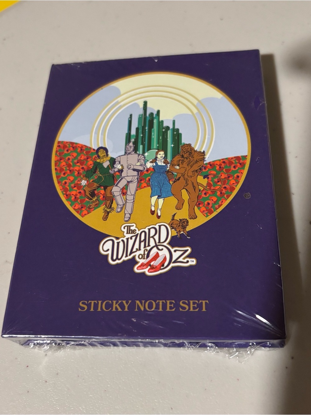 Wizard of oz. Small pack of sticky notes. New